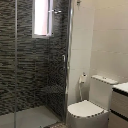 Encantador Residencial Con Piscina