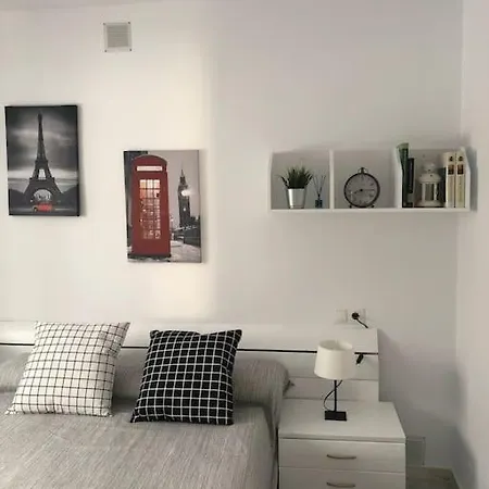 Encantador Residencial Con Piscina Appartement