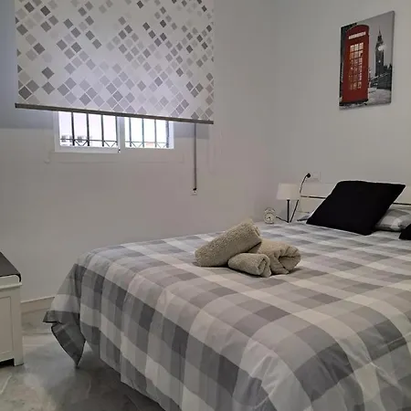 Encantador Residencial Con Piscina *