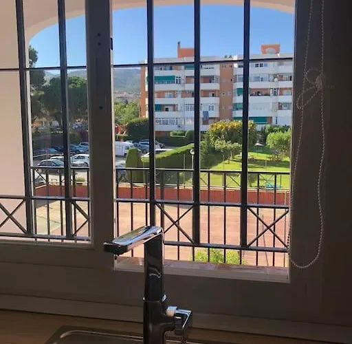 Encantador Residencial Con Piscina Torremolinos