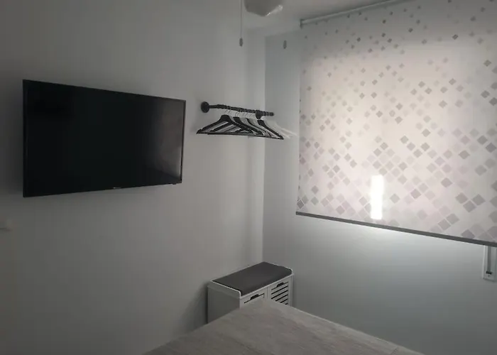 Encantador Residencial Con Piscina *