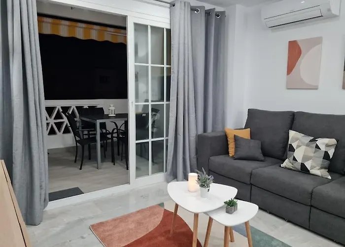 Encantador Residencial Con Piscina Torremolinos