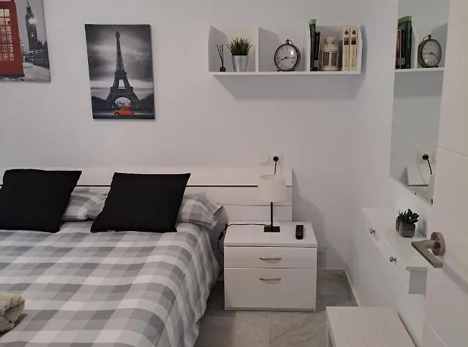 Encantador Residencial Con Piscina